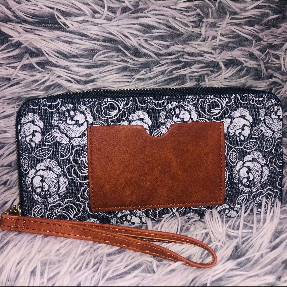 Lovely floral wallet